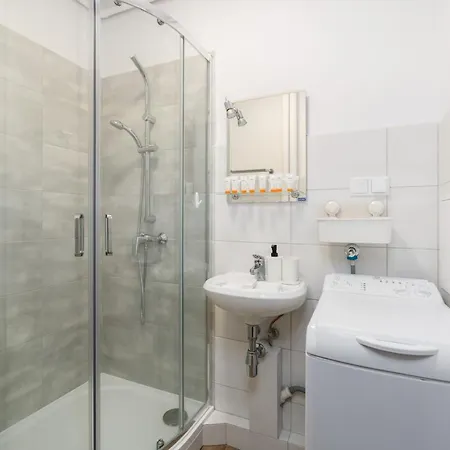 Dreamy Winiary Estate By Renters