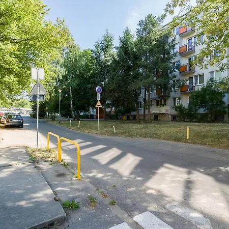 Dreamy Winiary Estate By Renters פוזנן