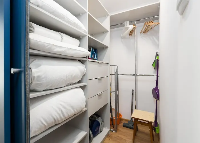 Dreamy Winiary Estate By Renters * Poznań