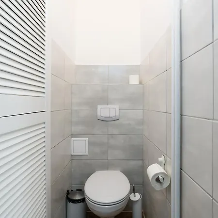 Apartment Dreamy Winiary Estate By Renters *